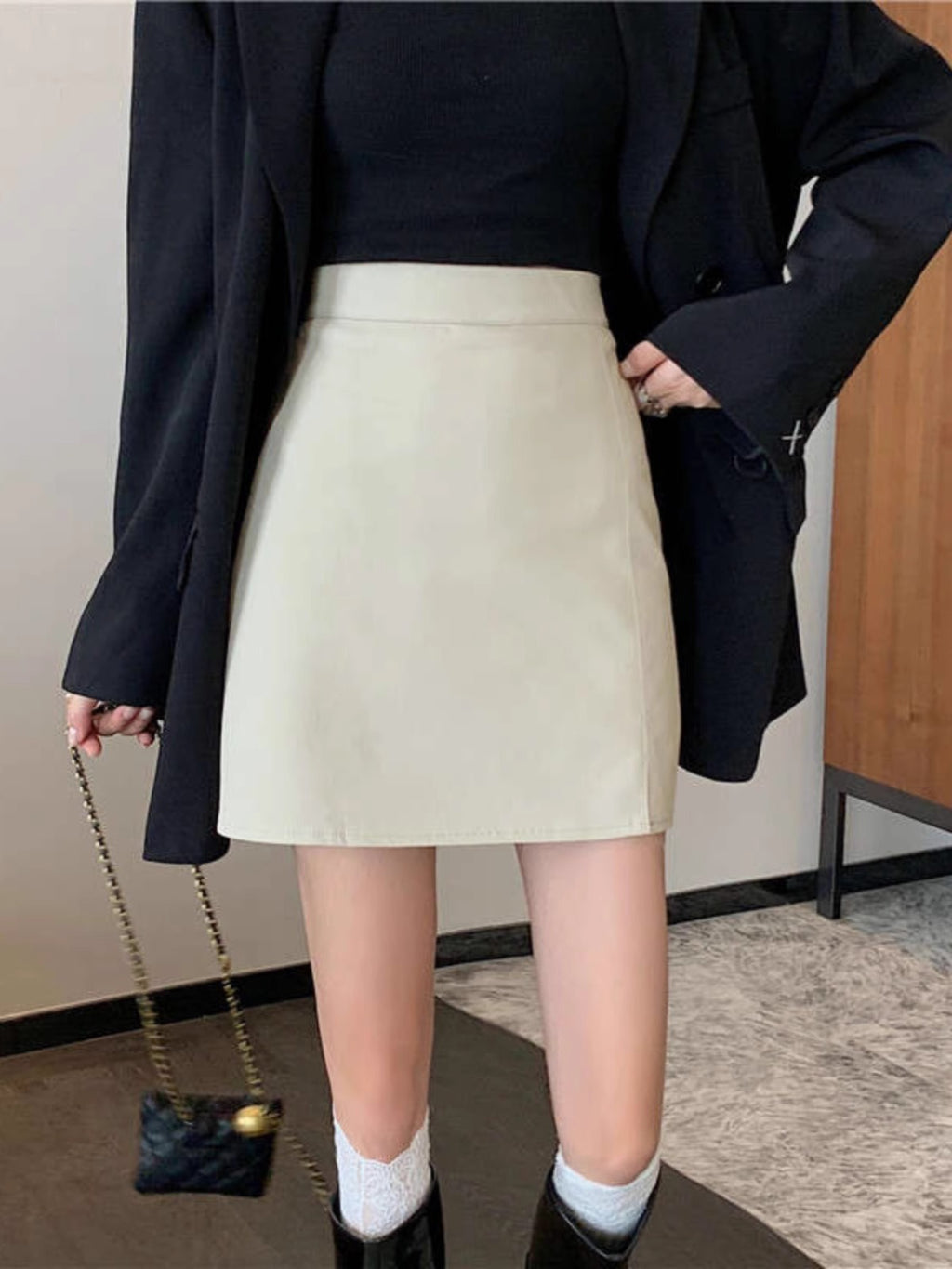 2023 New Autumn and Winter Skirts for Women, Corduroy Skirts, Small High-Waist Slimming Look Korean Style A-Line Hip Skirts