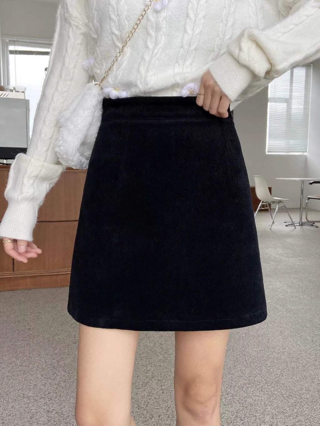 2023 New Autumn and Winter Skirts for Women, Corduroy Skirts, Small High-Waist Slimming Look Korean Style A-Line Hip Skirts