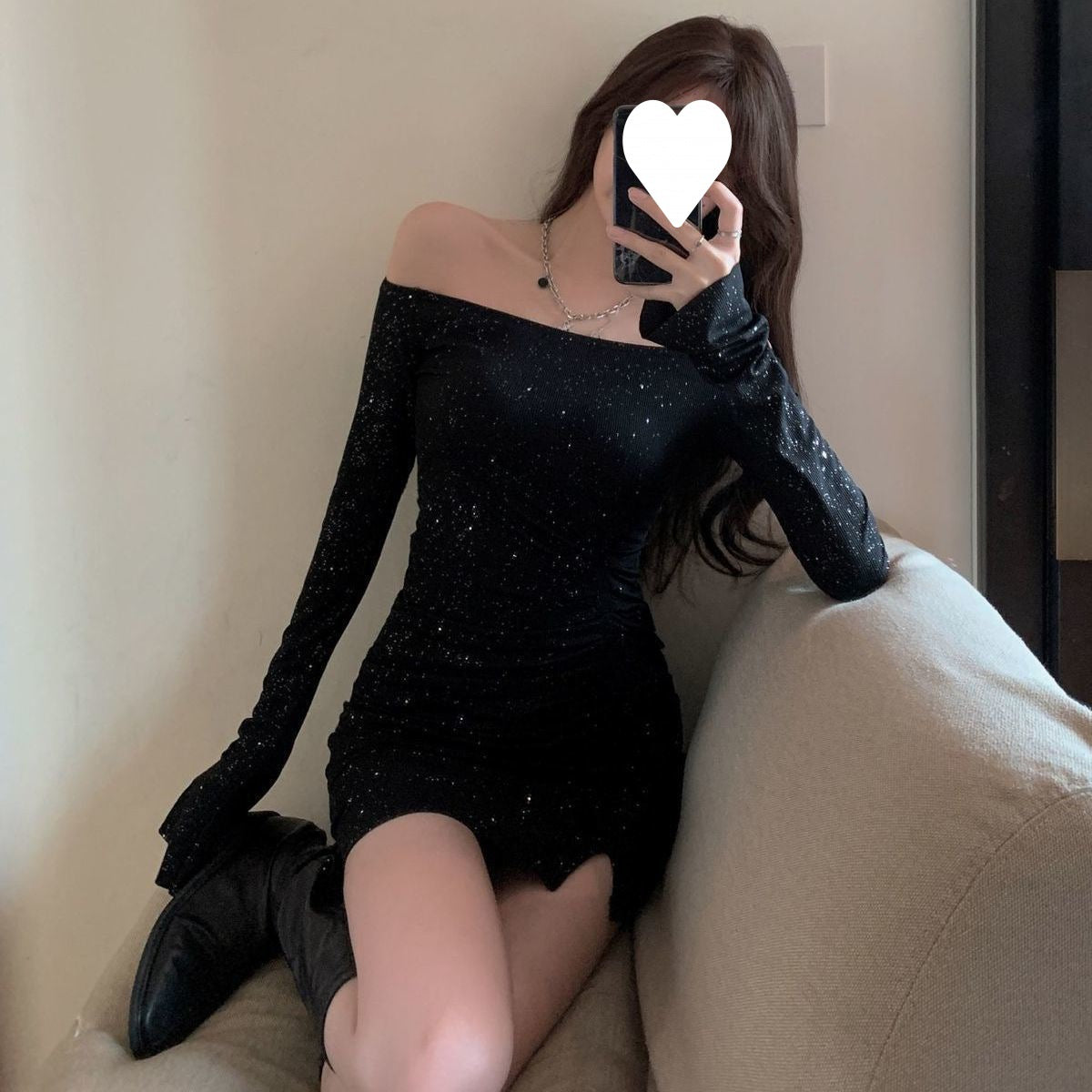 Shoulder dress Women's Slim-fit Diamond-studded Long-sleeved Irregular Hip Skirt Early Autumn 2025 New Black Skirt
